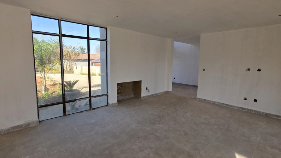 3 Bedroom Property for Sale in Ifafi North West